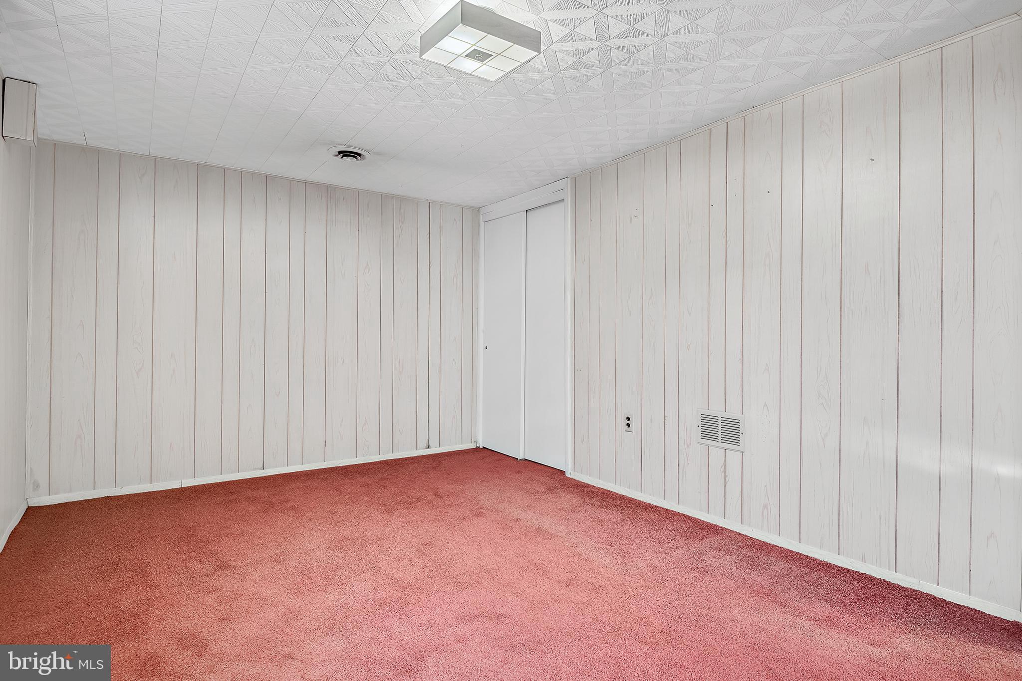 1280 Kunkle's Mill Road Wellsville, PA 17365 - Photo 23 of 40 a view of an empty room