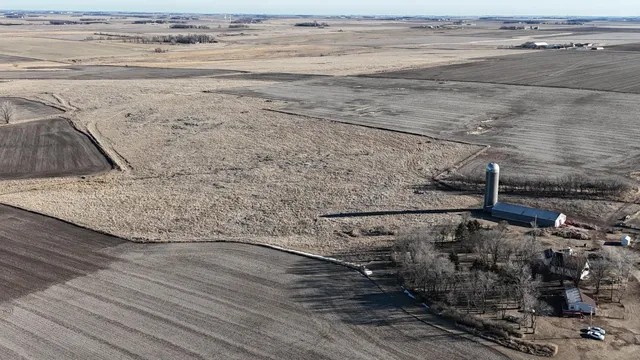 $999,999 | Xxx Xxx 40th Avenue, Jasper, MN 56144