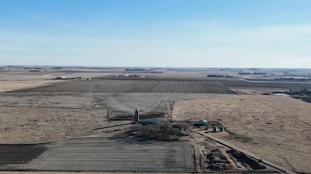 $999,999 | Xxx Xxx 40th Avenue, Jasper, MN 56144