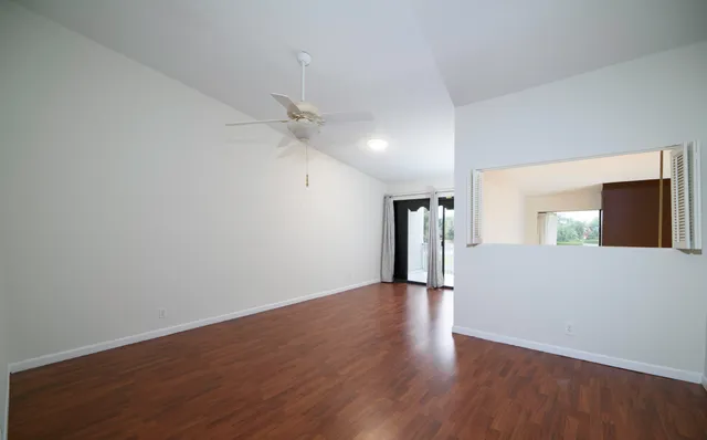 $3,490 | 6595 Parkview Drive, Unit F, Boca Raton, FL 33433