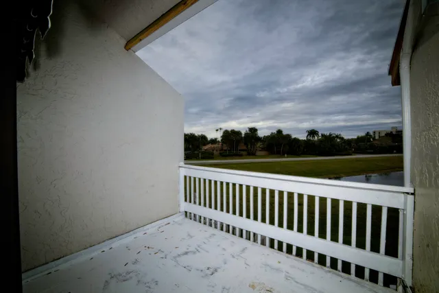 $3,490 | 6595 Parkview Drive, Unit F, Boca Raton, FL 33433