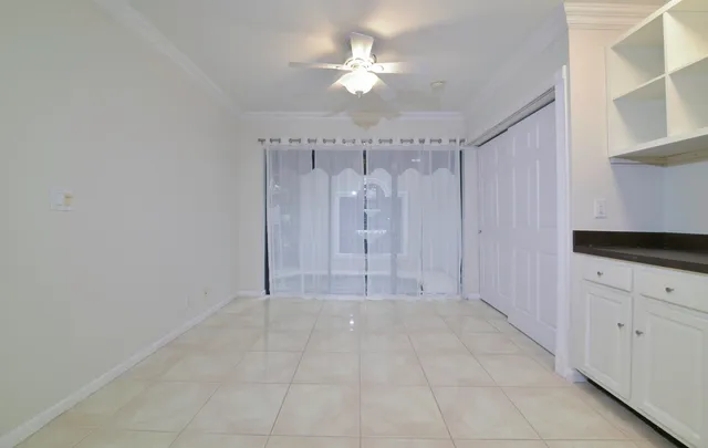 $3,490 | 6595 Parkview Drive, Unit F, Boca Raton, FL 33433