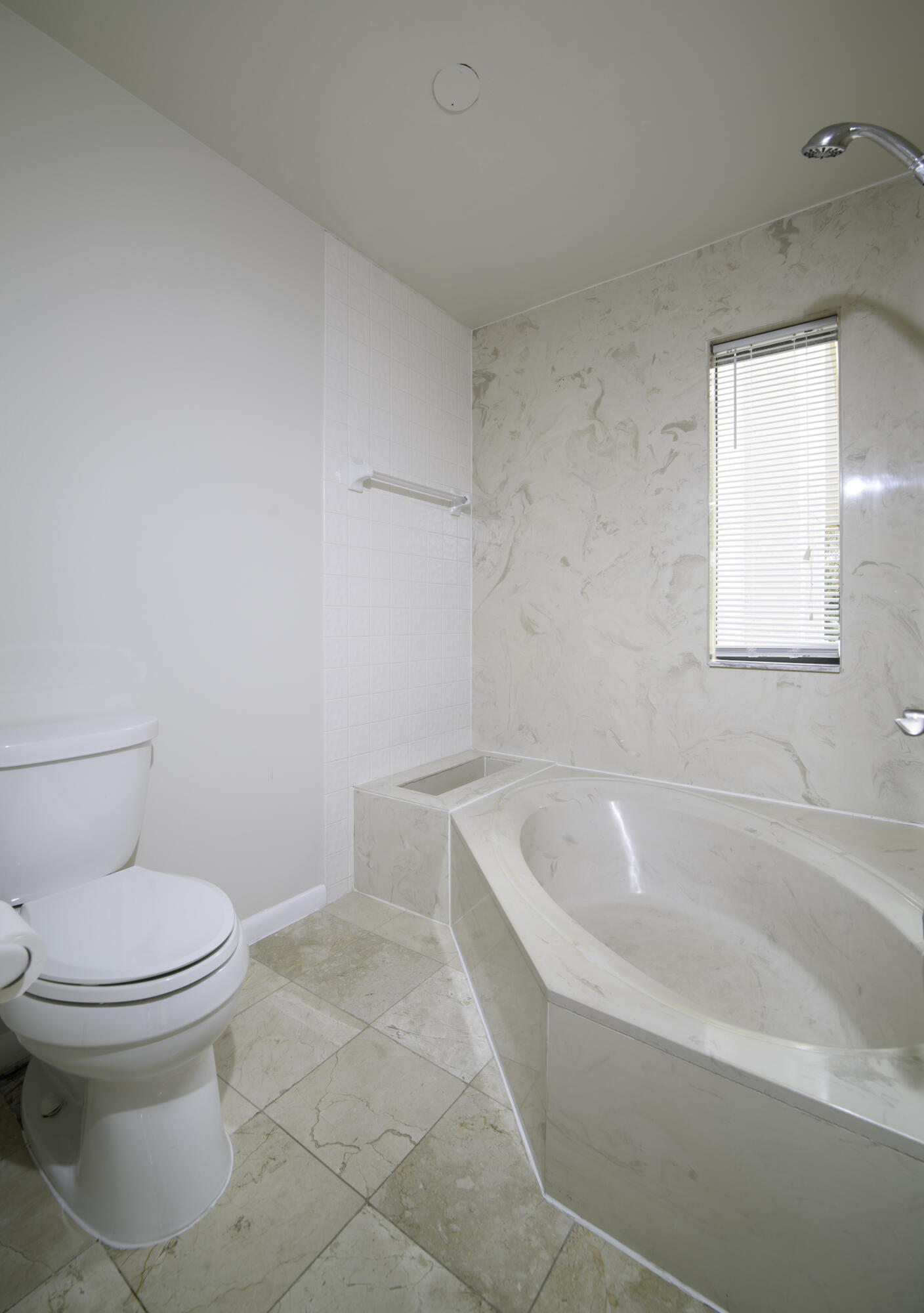 6595 Parkview Drive, Unit F Boca Raton, FL 33433 - Photo 20 of 28 _RW28443