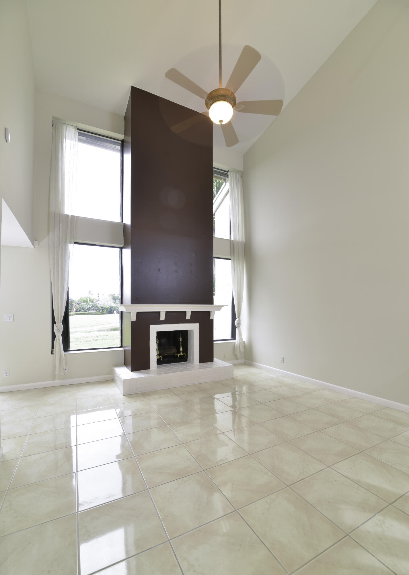 6595 Parkview Drive, Unit F Boca Raton, FL 33433 - Photo 3 of 28 _RW28375