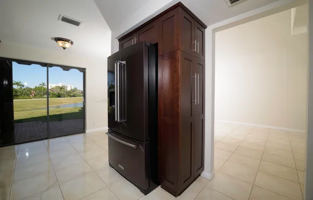 $3,490 | 6595 Parkview Drive, Unit F, Boca Raton, FL 33433