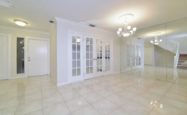 $3,490 | 6595 Parkview Drive, Unit F, Boca Raton, FL 33433