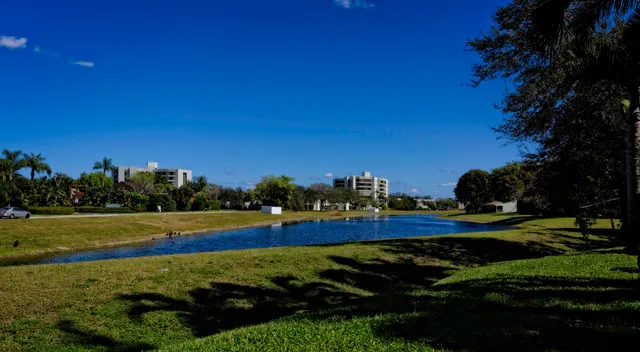 $3,490 | 6595 Parkview Drive, Unit F, Boca Raton, FL 33433