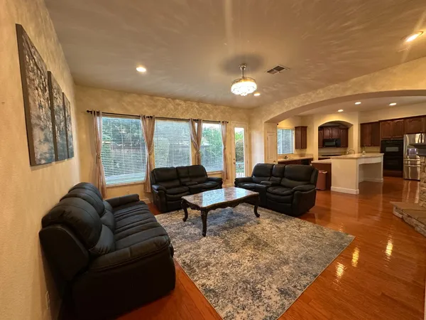 $1,039,800 | 205 Hawkcrest Circle, Sacramento, CA 95835