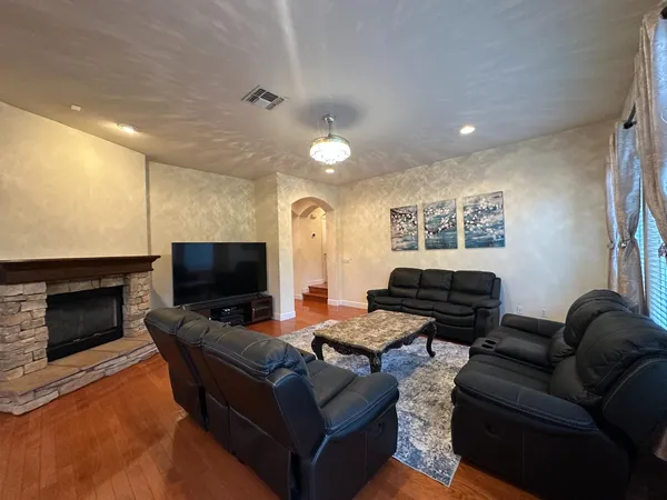 $1,039,800 | 205 Hawkcrest Circle, Sacramento, CA 95835