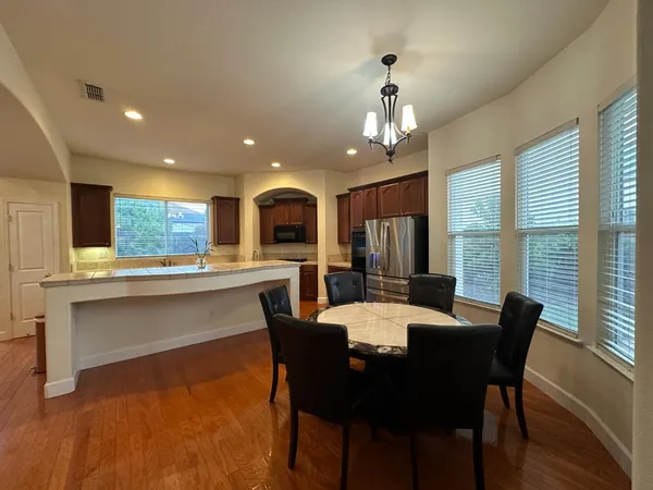 $1,039,800 | 205 Hawkcrest Circle, Sacramento, CA 95835