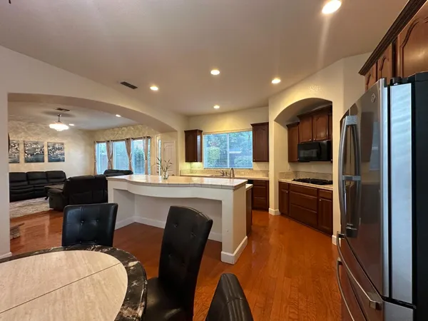 $1,039,800 | 205 Hawkcrest Circle, Sacramento, CA 95835