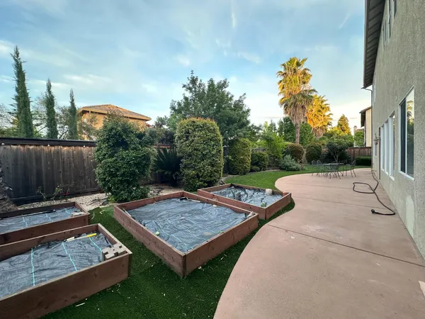 $1,039,800 | 205 Hawkcrest Circle, Sacramento, CA 95835