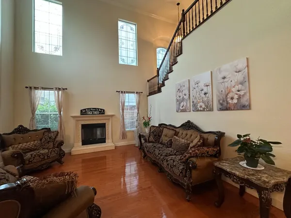$1,039,800 | 205 Hawkcrest Circle, Sacramento, CA 95835