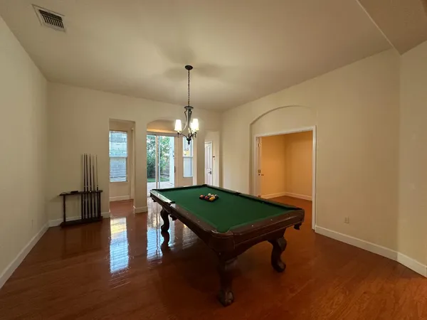 $1,039,800 | 205 Hawkcrest Circle, Sacramento, CA 95835