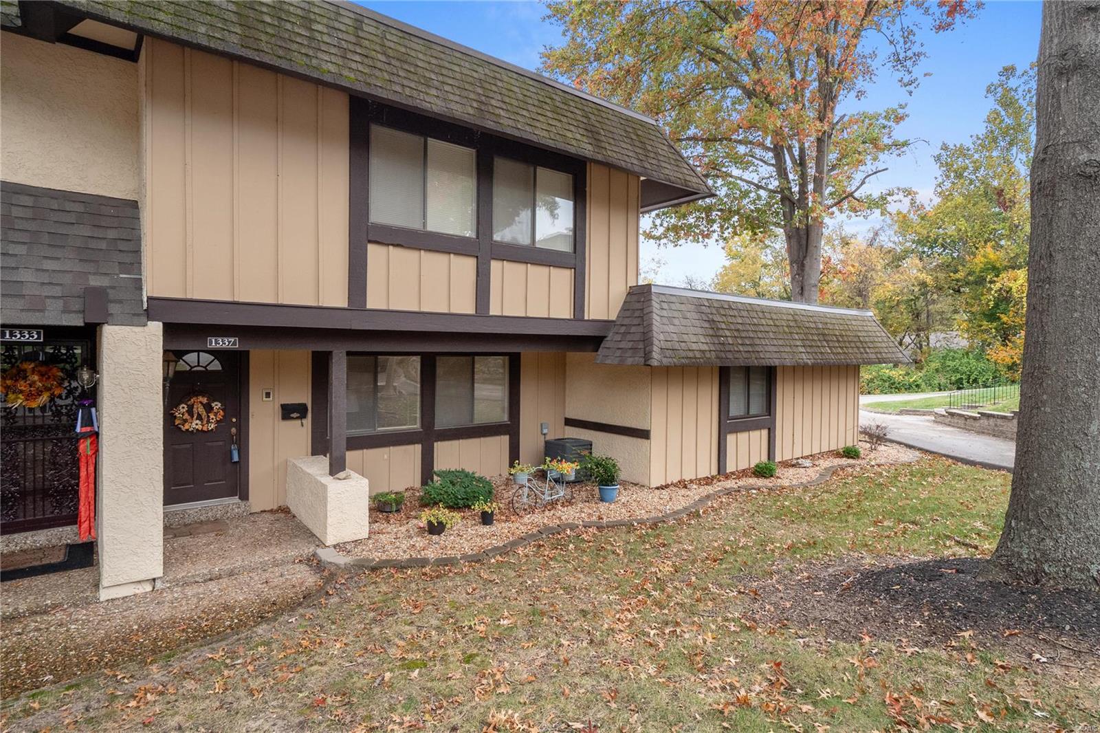 1337 Hampton Road St. Charles, MO 63303 - Photo 22 of 34