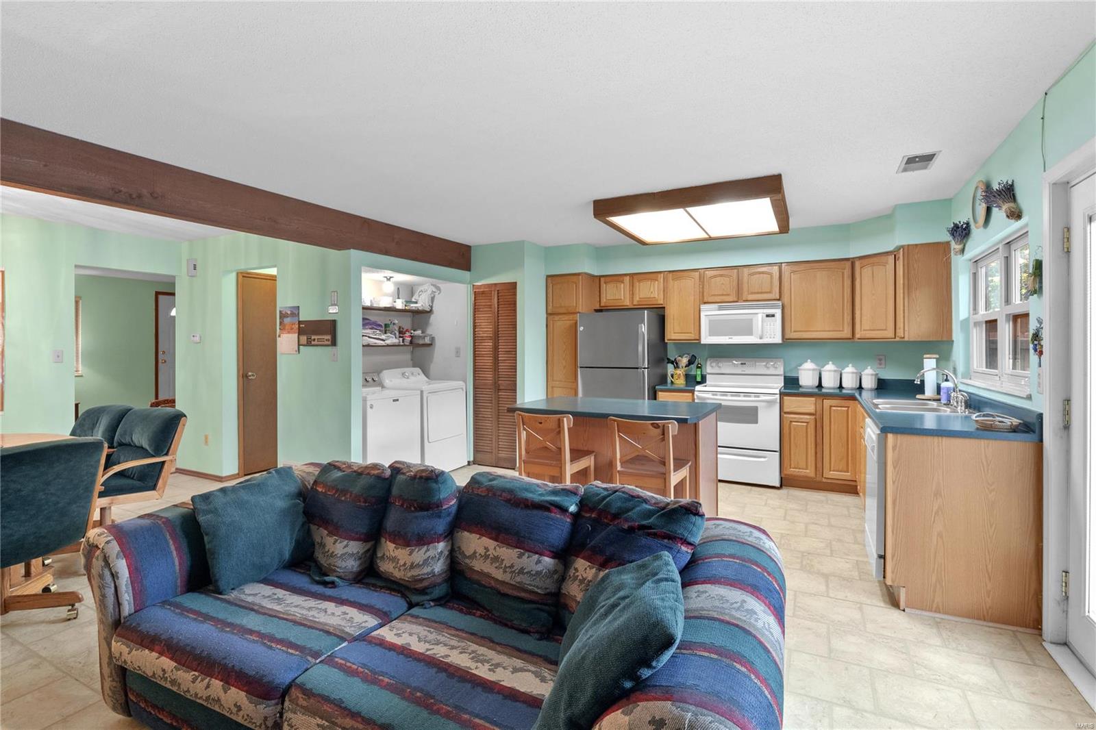 1337 Hampton Road St. Charles, MO 63303 - Photo 10 of 34