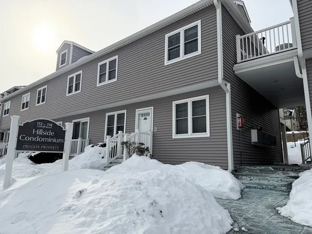 $3,200 | 112 Lowell Street, Unit 3, Peabody, MA 01960