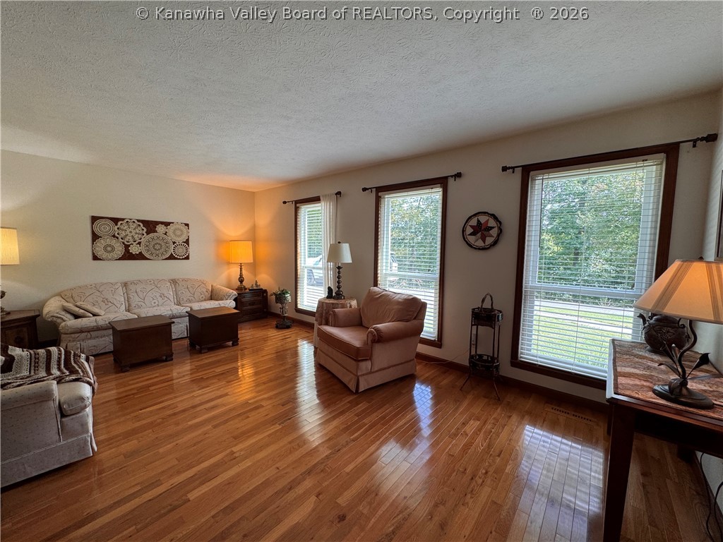 1709 Crestwood Road Charleston, WV 25302 - Photo 11 of 42 Gallery Image 11