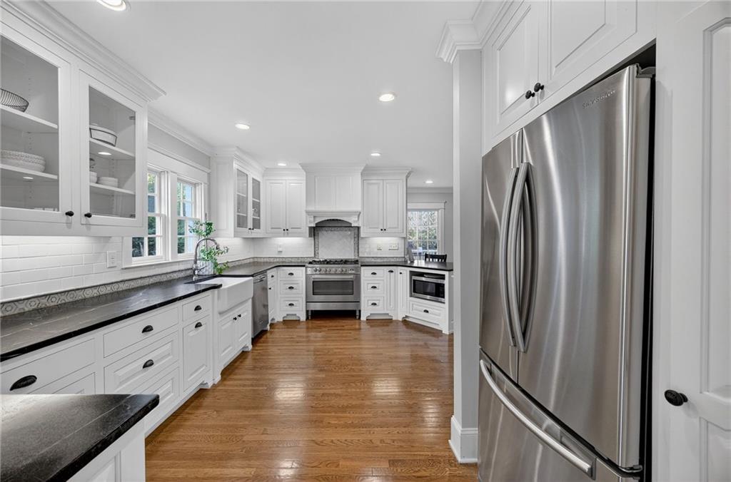 1785 Meadowdale Avenue Northeast Atlanta, GA 30306 - Photo 15 of 74