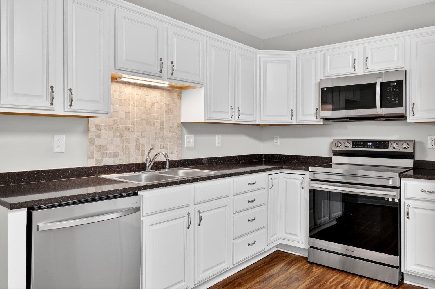 1125 Maple Tree Lane Chattanooga, TN 37421 - Photo 14 of 30 Kitchen