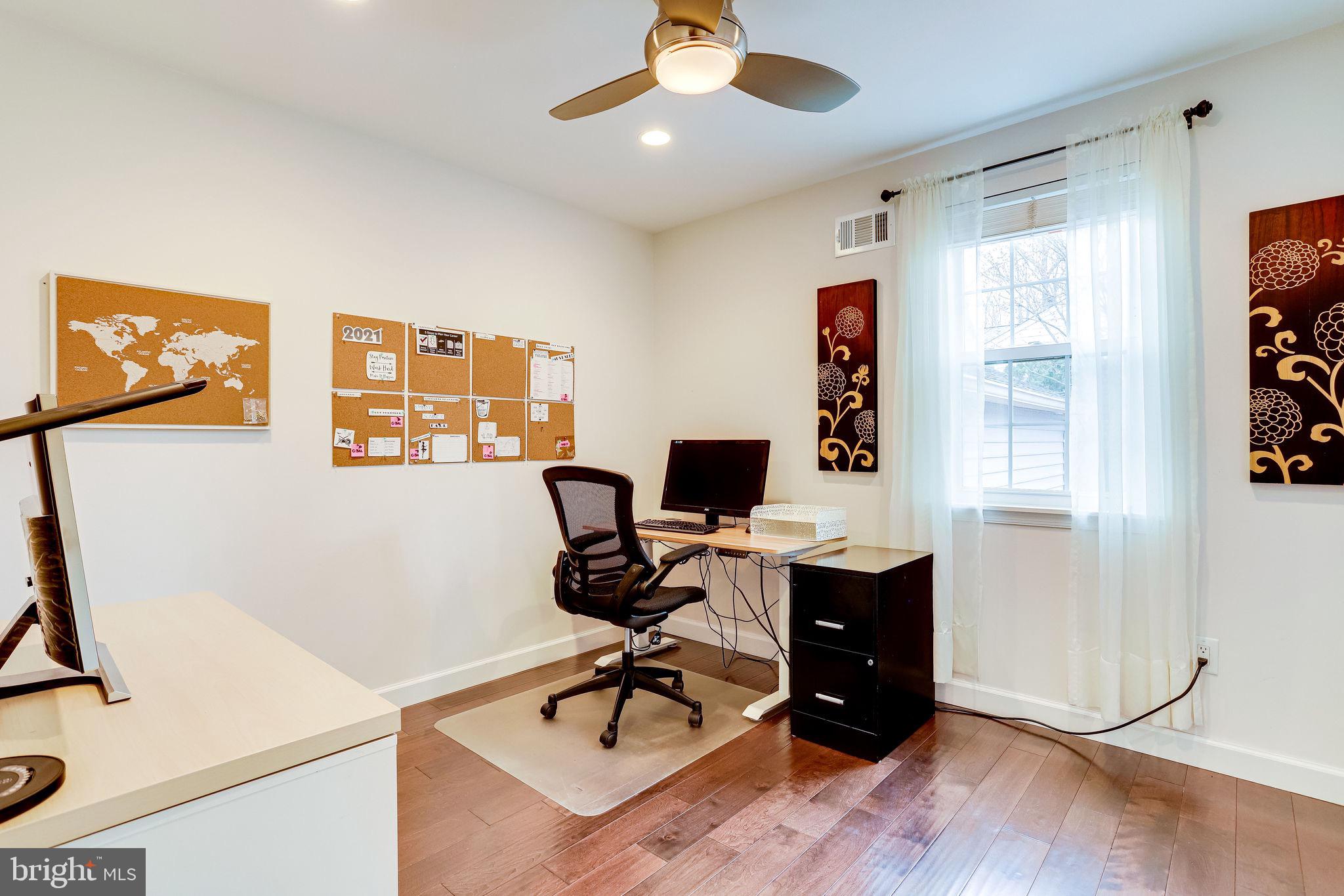 11306 Handlebar Road Reston, VA 20191 - Photo 41 of 82 Bedroom 2