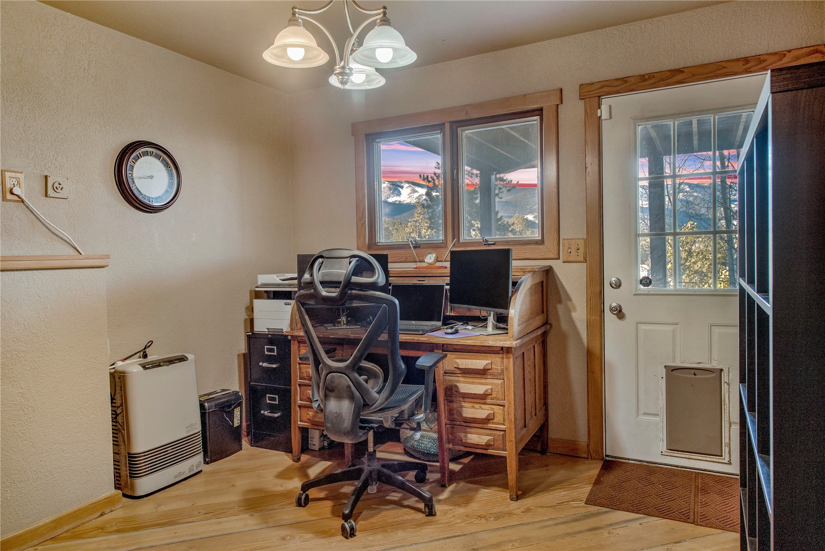 637 Rock Road Bailey, CO 80421 - Photo 33 of 50 Office with direct access outside.