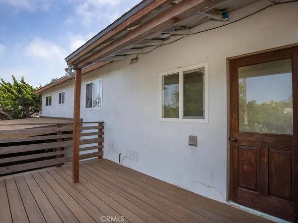 $919,000 | 540 South Barnwell Street, Oceanside, CA 92054