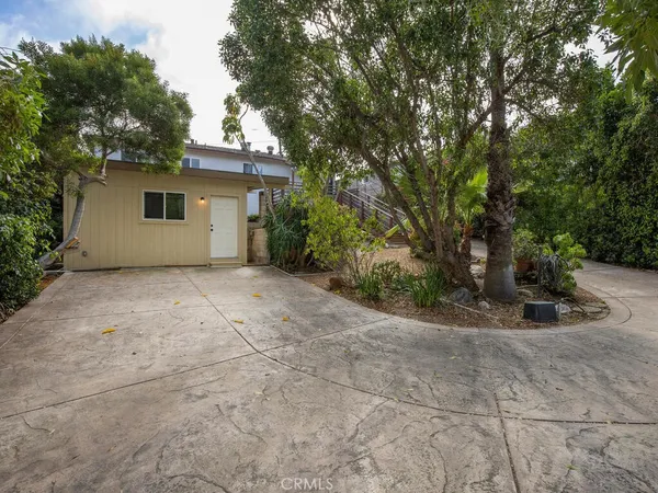 $919,000 | 540 South Barnwell Street, Oceanside, CA 92054