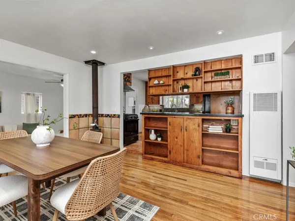 $919,000 | 540 South Barnwell Street, Oceanside, CA 92054