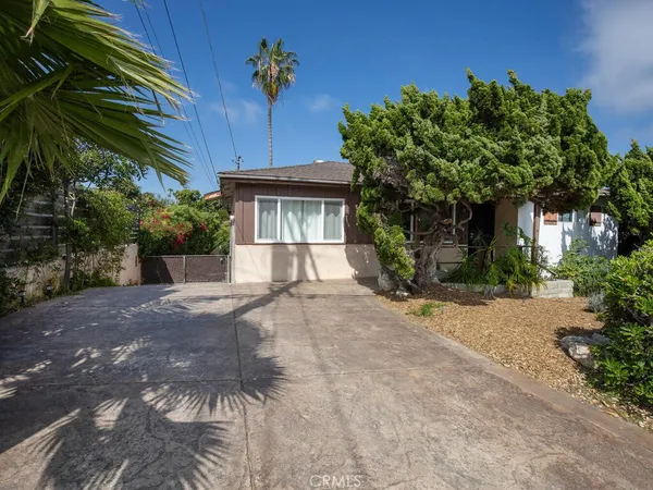 $919,000 | 540 South Barnwell Street, Oceanside, CA 92054