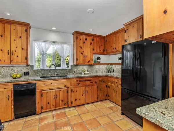 $919,000 | 540 South Barnwell Street, Oceanside, CA 92054