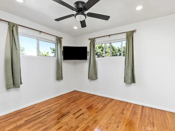 $919,000 | 540 South Barnwell Street, Oceanside, CA 92054