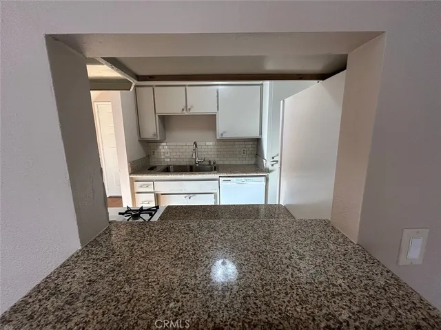 $1,400 | 61737 Desert Air Road, Unit A, Joshua Tree, CA 92252