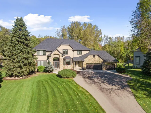 $1,300,000 | 27740 Brynmawr Place, Excelsior, MN 55331