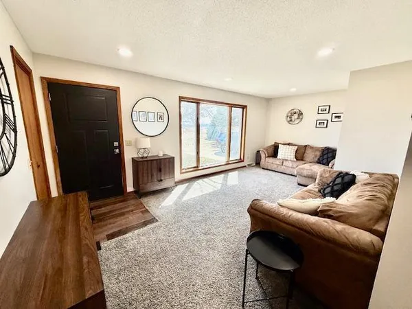 $239,900 | 475 East Csah 10, Vesta, MN 56292