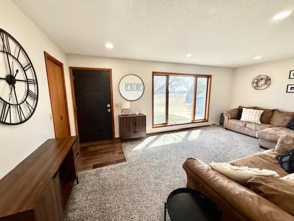 $239,900 | 475 East Csah 10, Vesta, MN 56292