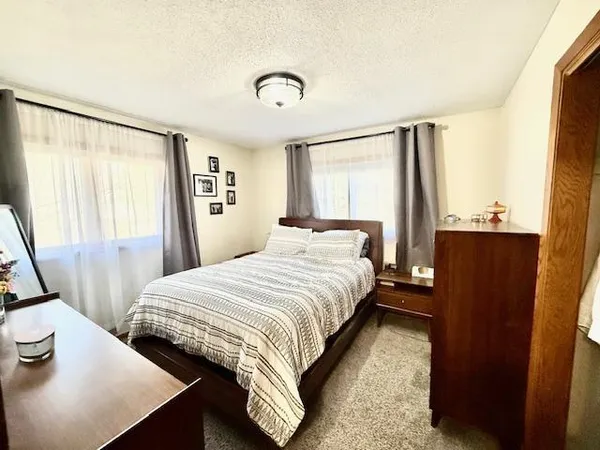 $239,900 | 475 East Csah 10, Vesta, MN 56292