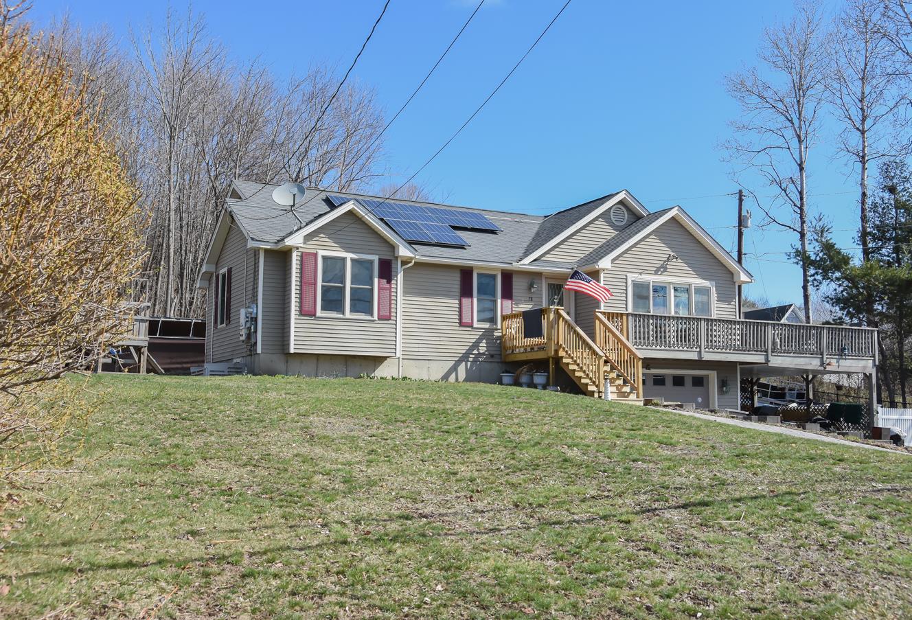 26 North Shore Road Derry, NH 03038 - Photo 1 of 39
