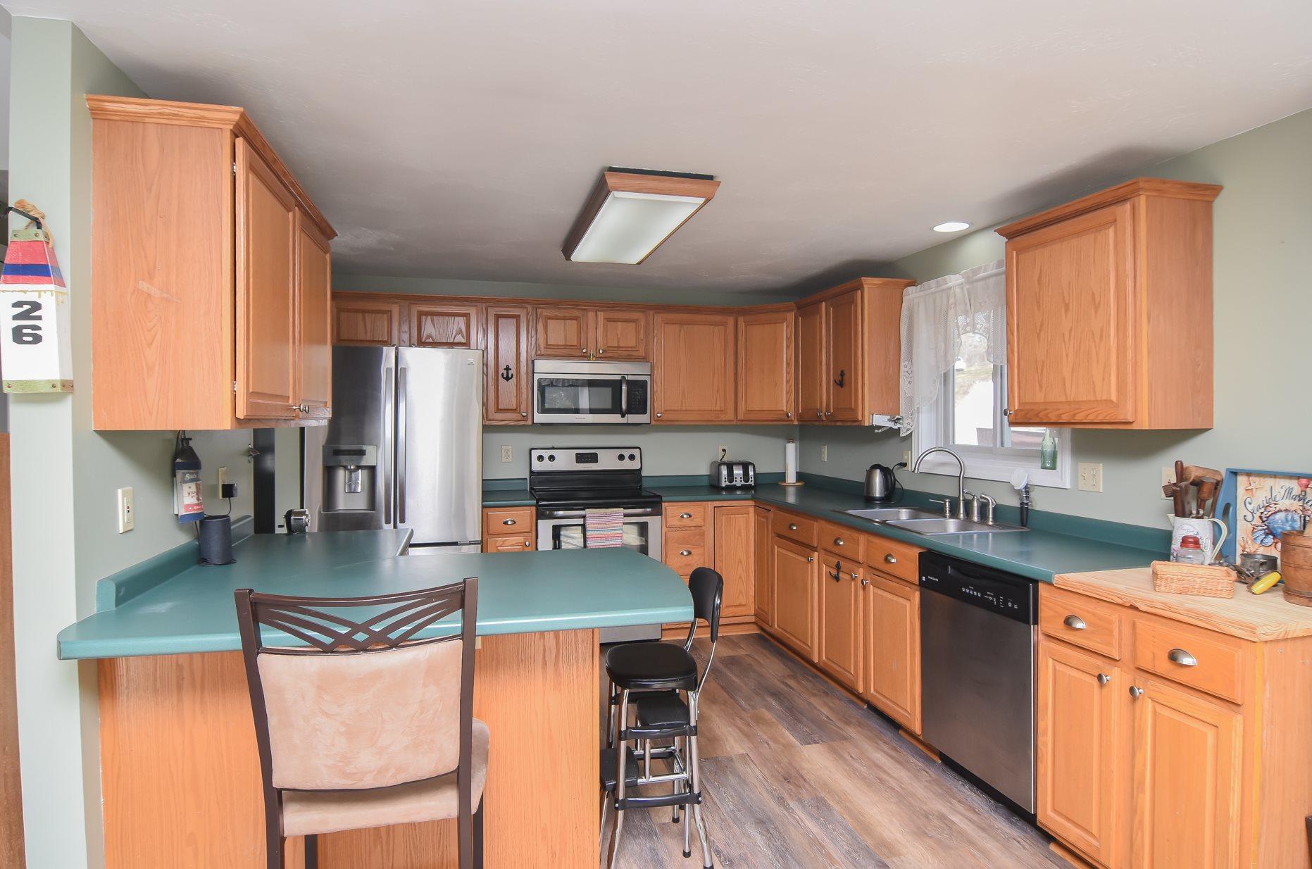 26 North Shore Road Derry, NH 03038 - Photo 11 of 39