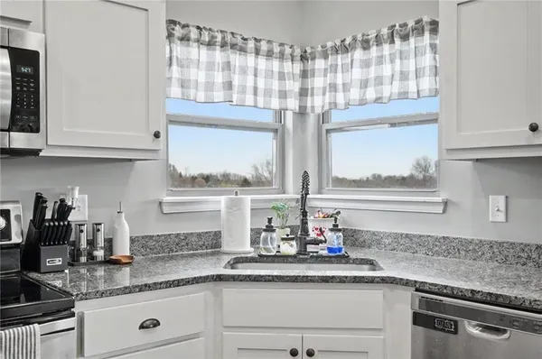 $475,000 | 16699 Dana Lane, Leavenworth, KS 66048