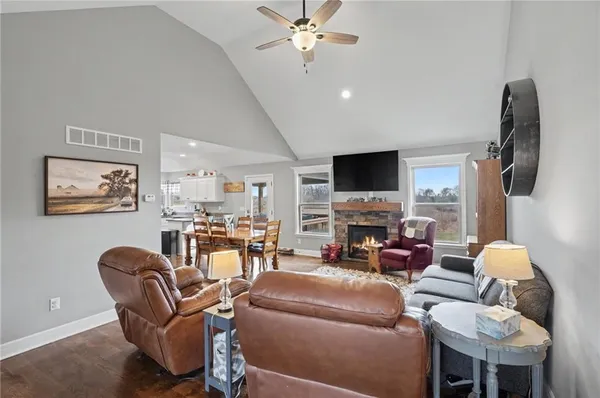 $475,000 | 16699 Dana Lane, Leavenworth, KS 66048