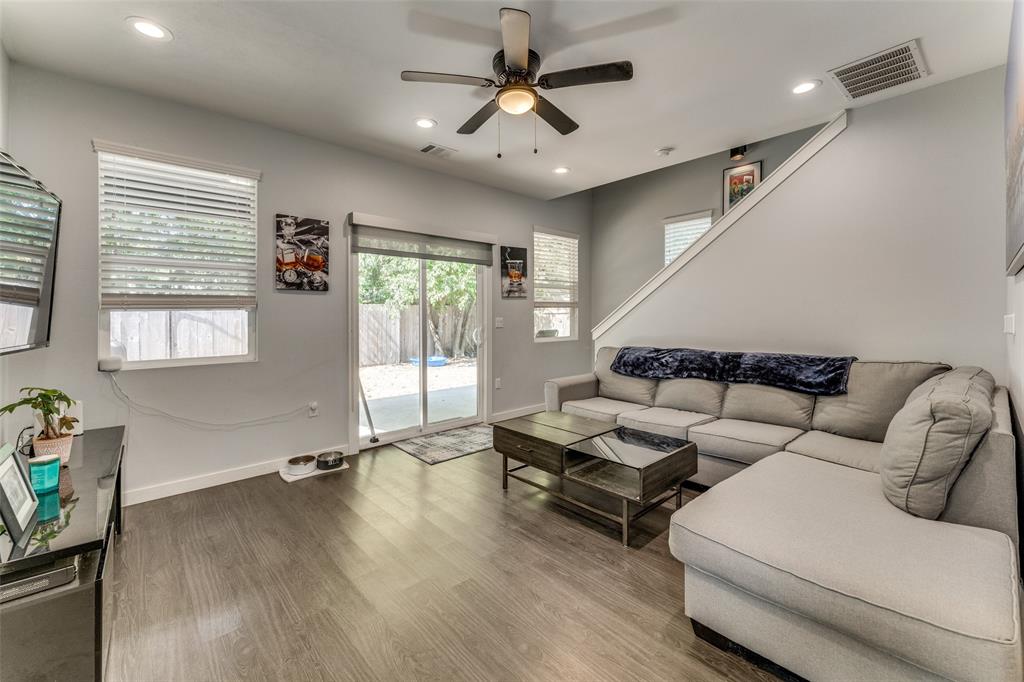 4709 Prock Lane, Unit B Austin, TX 78721 - Photo 2 of 17 a living room with furniture and a window