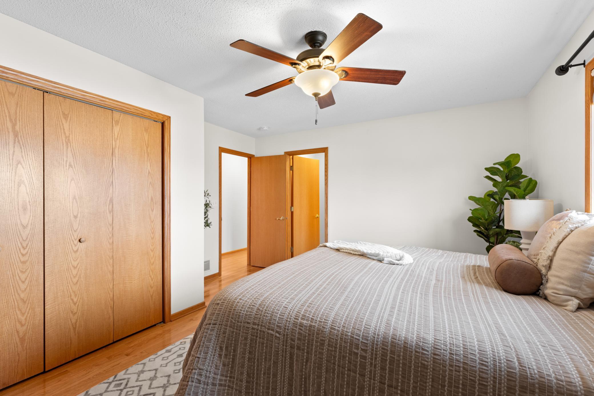 5718 48 Avenue Northwest Rochester, MN 55901 - Photo 18 of 41