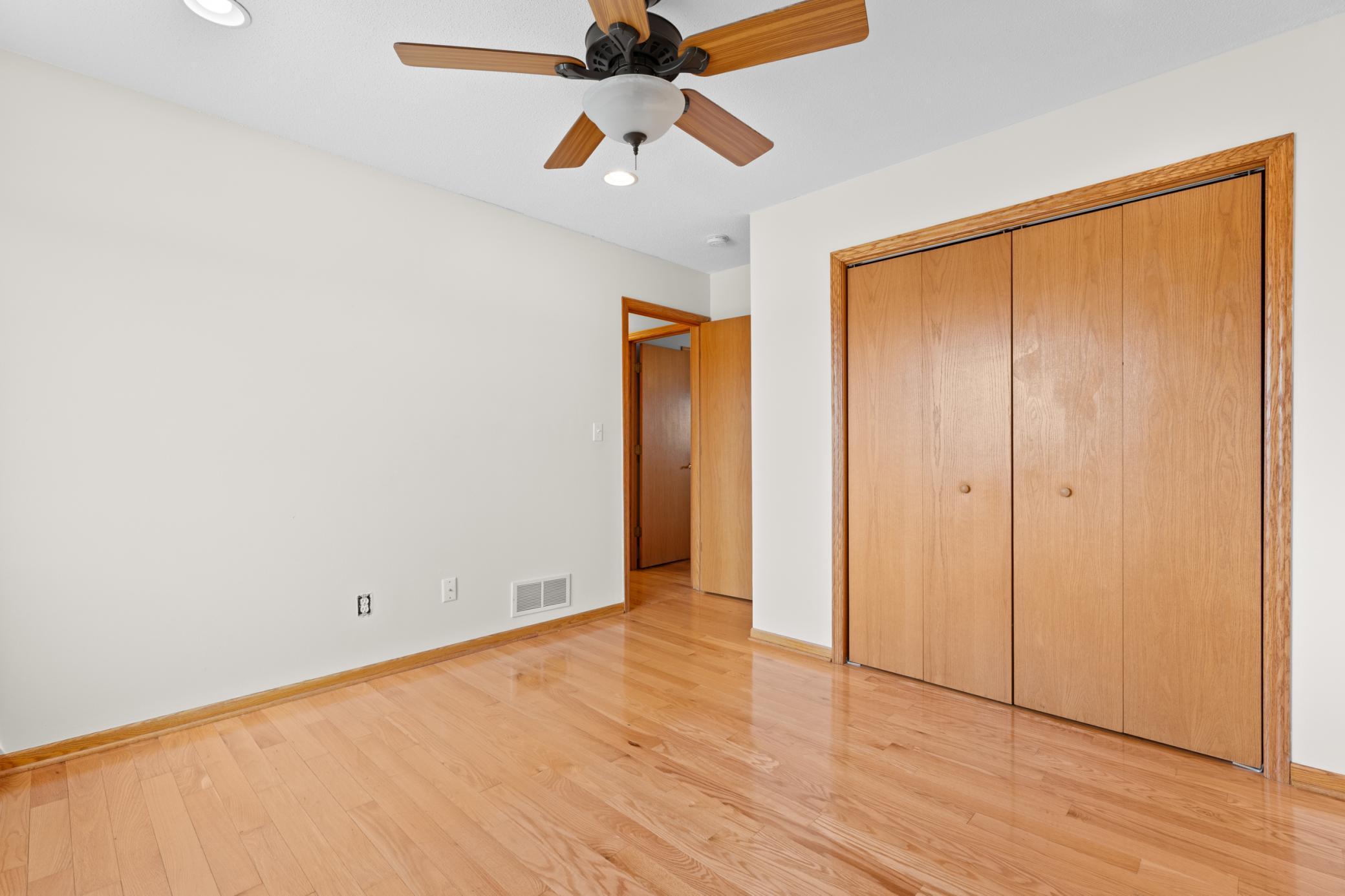 5718 48 Avenue Northwest Rochester, MN 55901 - Photo 21 of 41