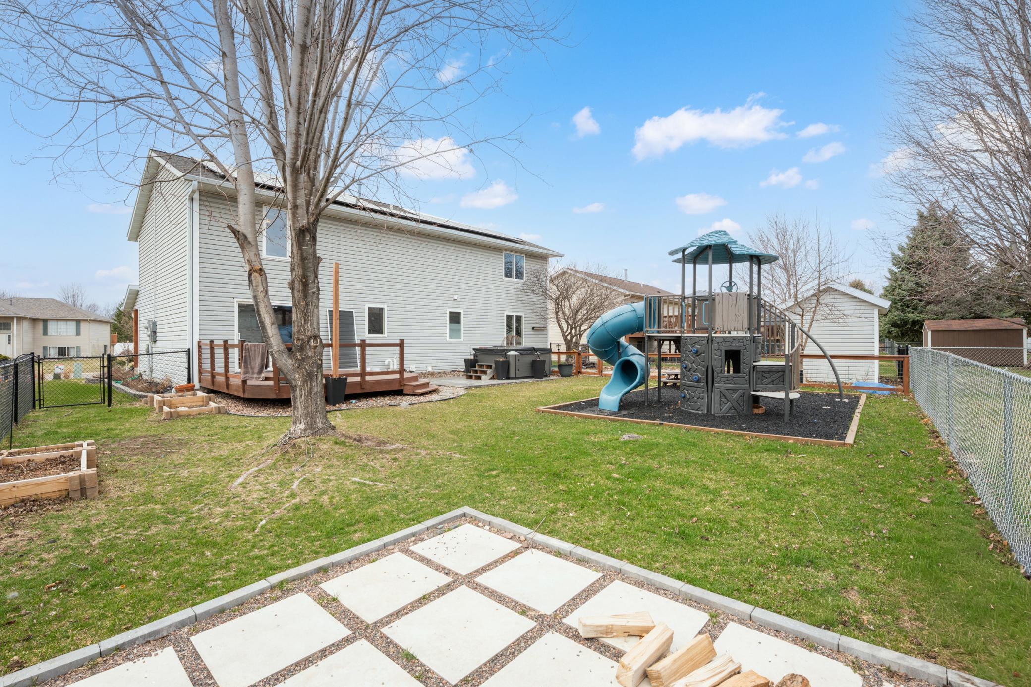 5718 48 Avenue Northwest Rochester, MN 55901 - Photo 35 of 41