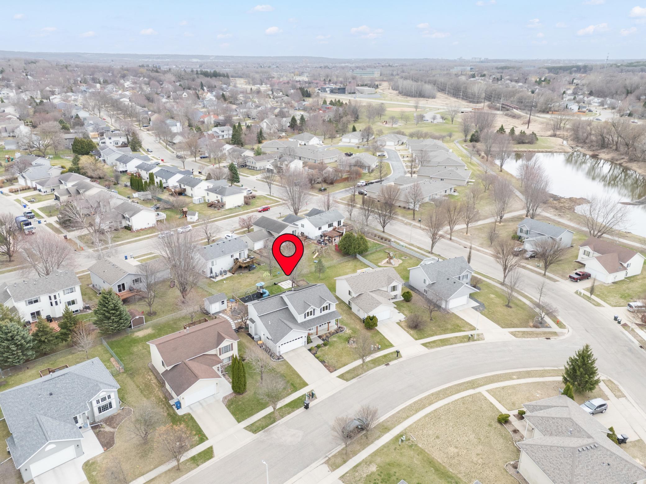 5718 48 Avenue Northwest Rochester, MN 55901 - Photo 39 of 41