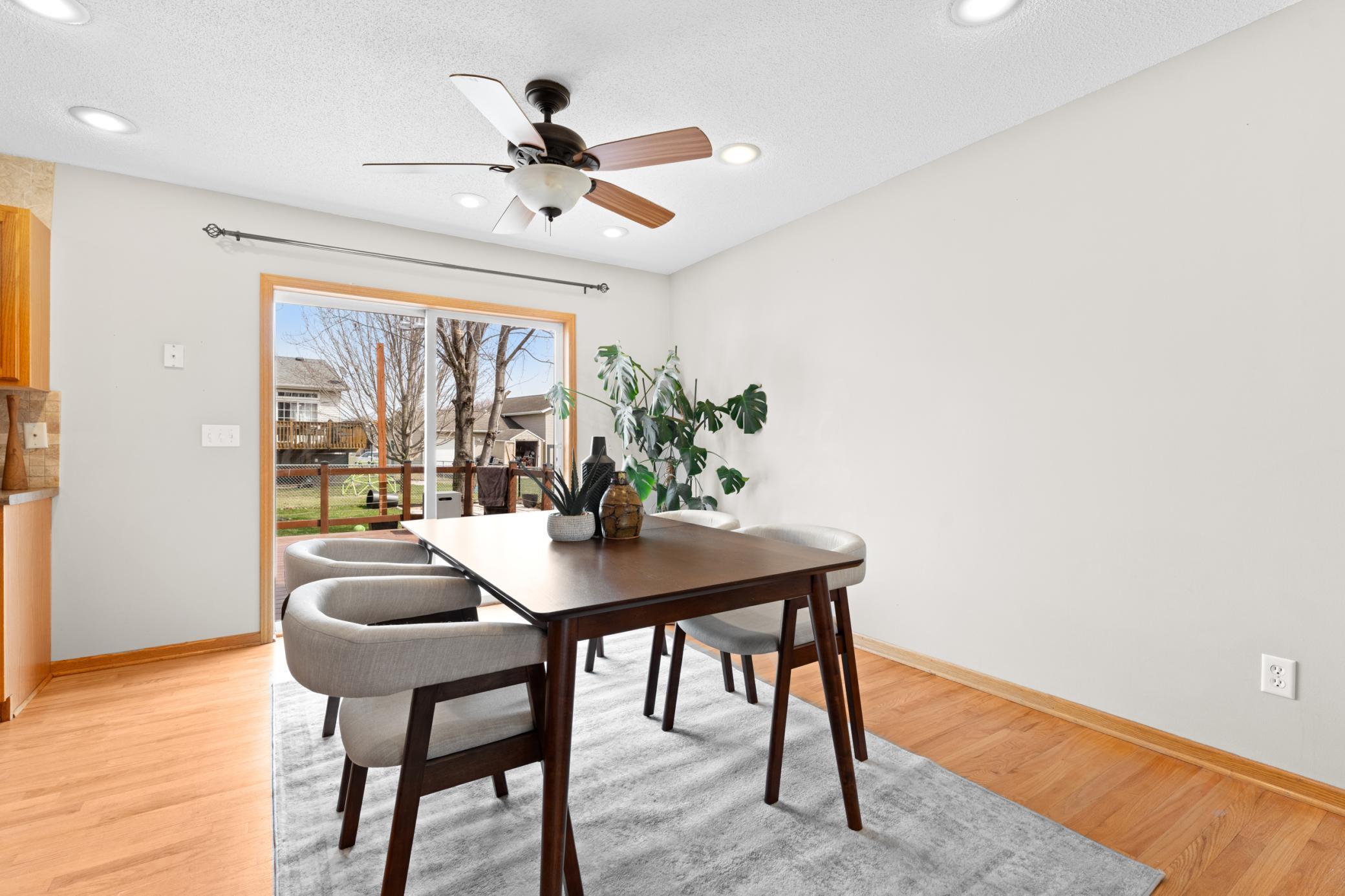 5718 48 Avenue Northwest Rochester, MN 55901 - Photo 8 of 41