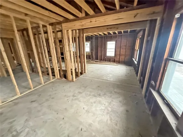 $205,000 | 2016 Fayette Street, Kansas City, MO 64116