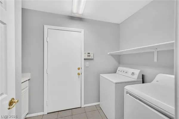 $2,500 | 340 Silverado Pines Avenue, Las Vegas, NV 89123