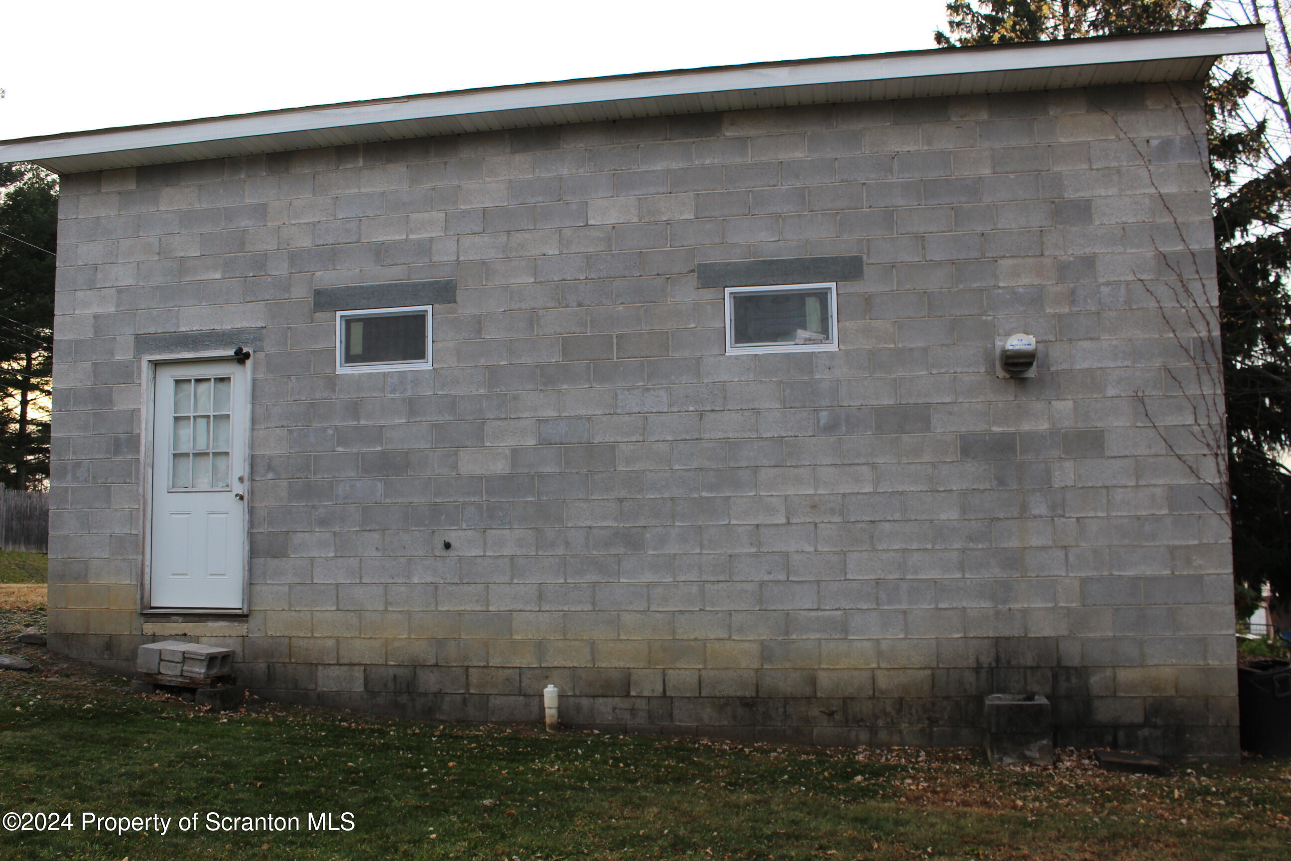 522 Packer Street Avoca, PA 18641 - Photo 28 of 37 Gallery Image 28